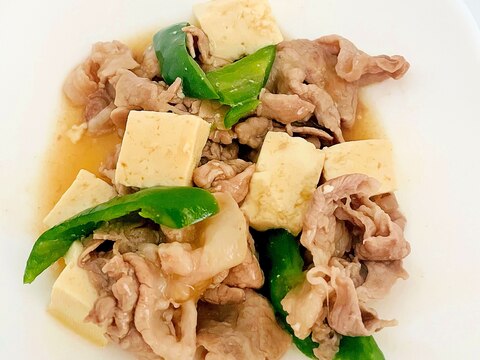 ピーマン入りの肉豆腐